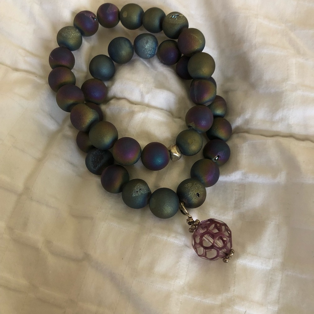 Stretch bracelet with charm